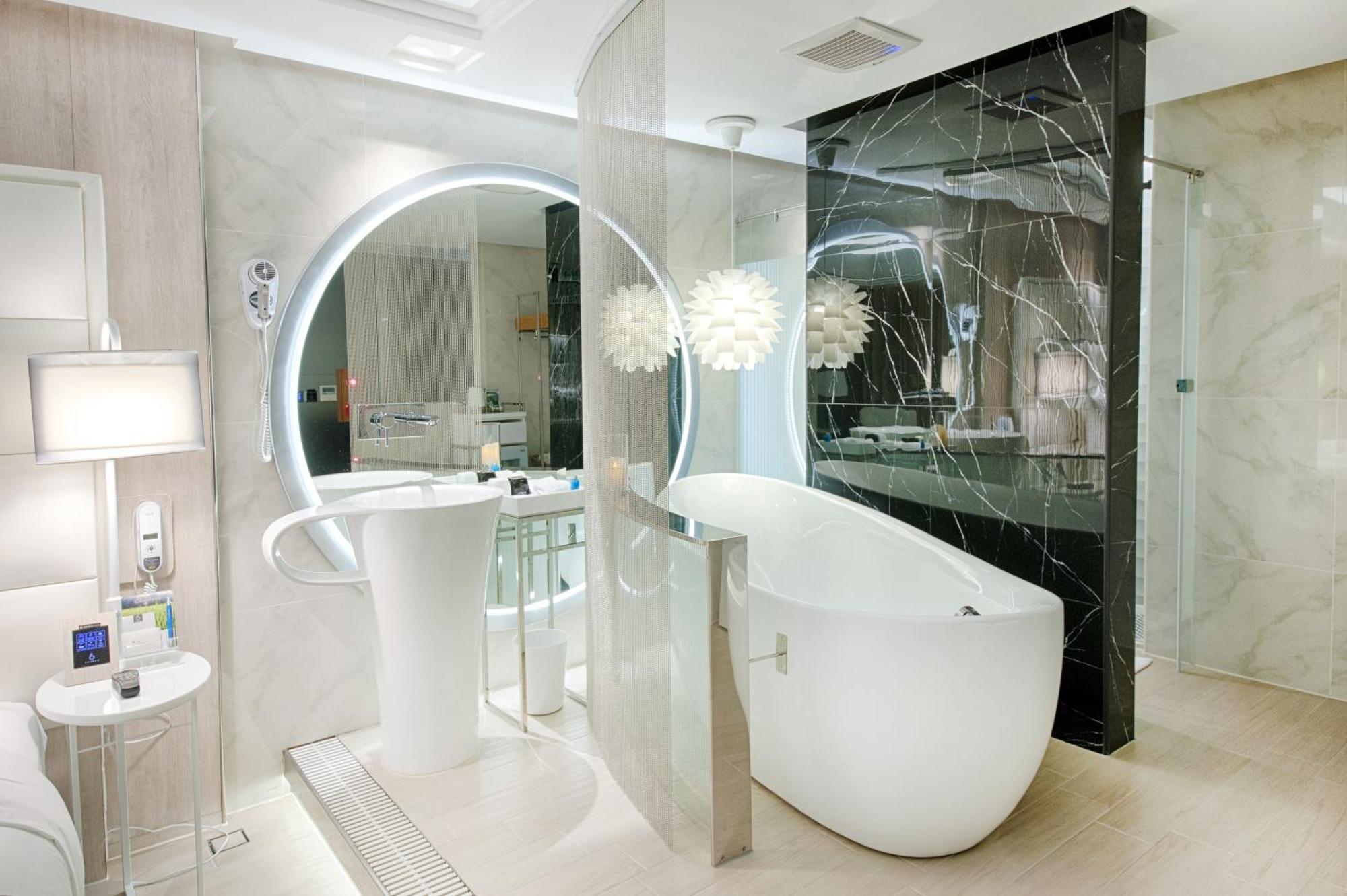 Six Star Motel-Taoyuan Extérieur photo