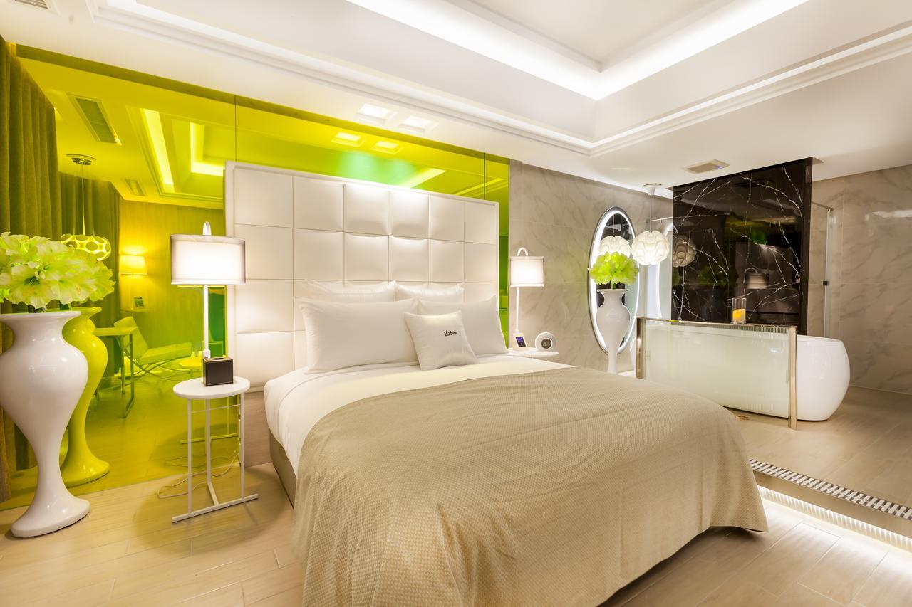 Six Star Motel-Taoyuan Extérieur photo